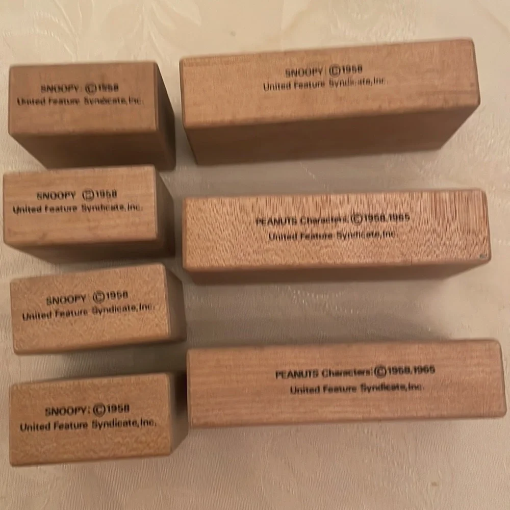 Vintage Snoopy Peanuts United Feature Syndicate inc wood blocks 1958 & 1965 (Mlb